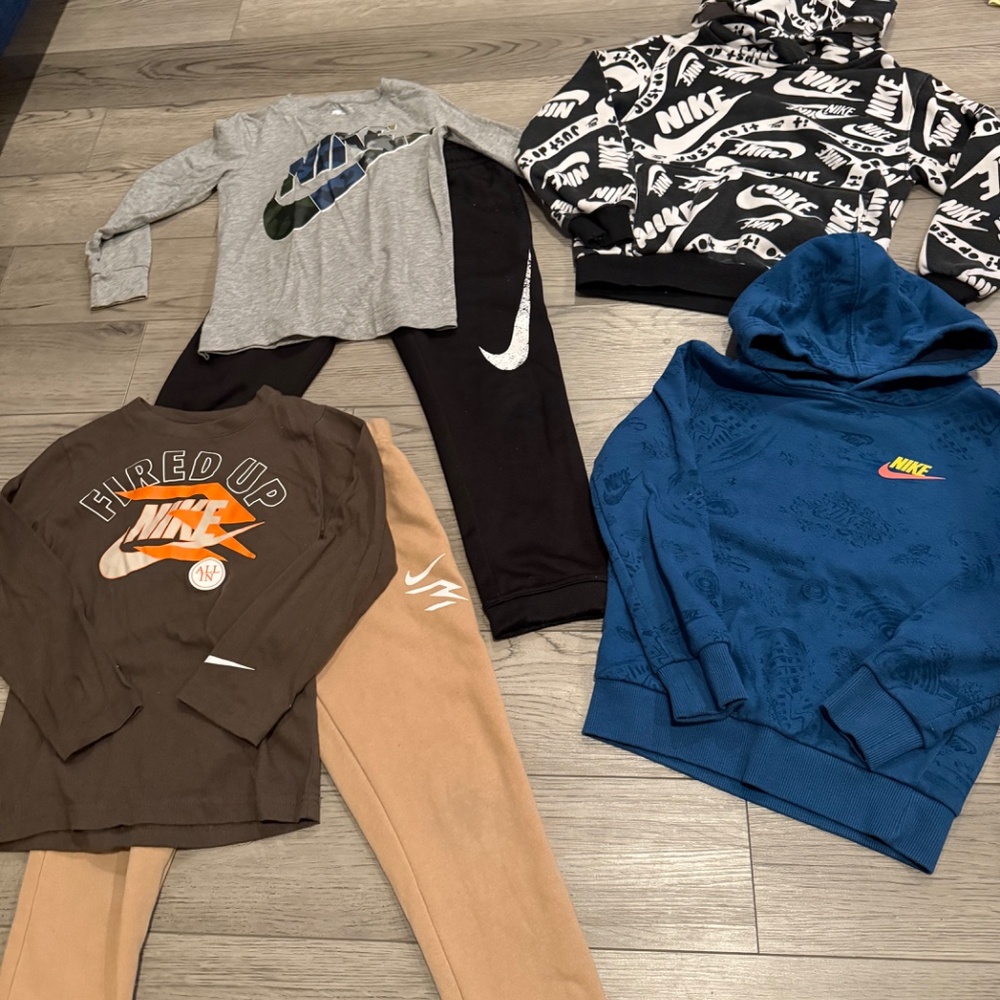 Boys size 5 Nike clothing - Picture 5 of 10